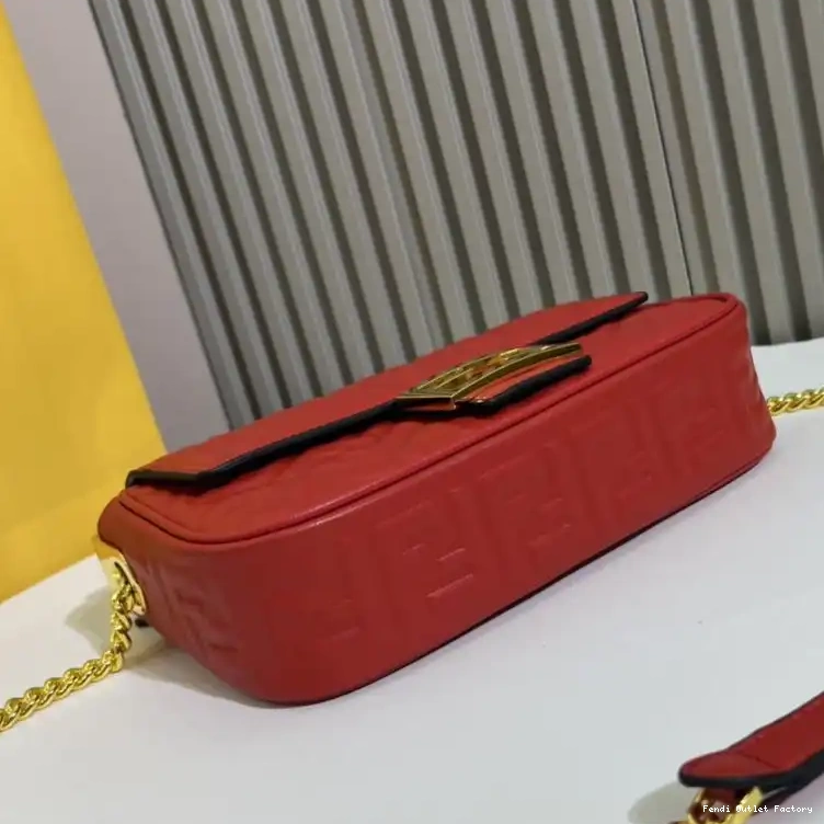 Cheap HOT Motif Red Midi Nappa Baguette FF Fendi Bag Leather Chain In 0426